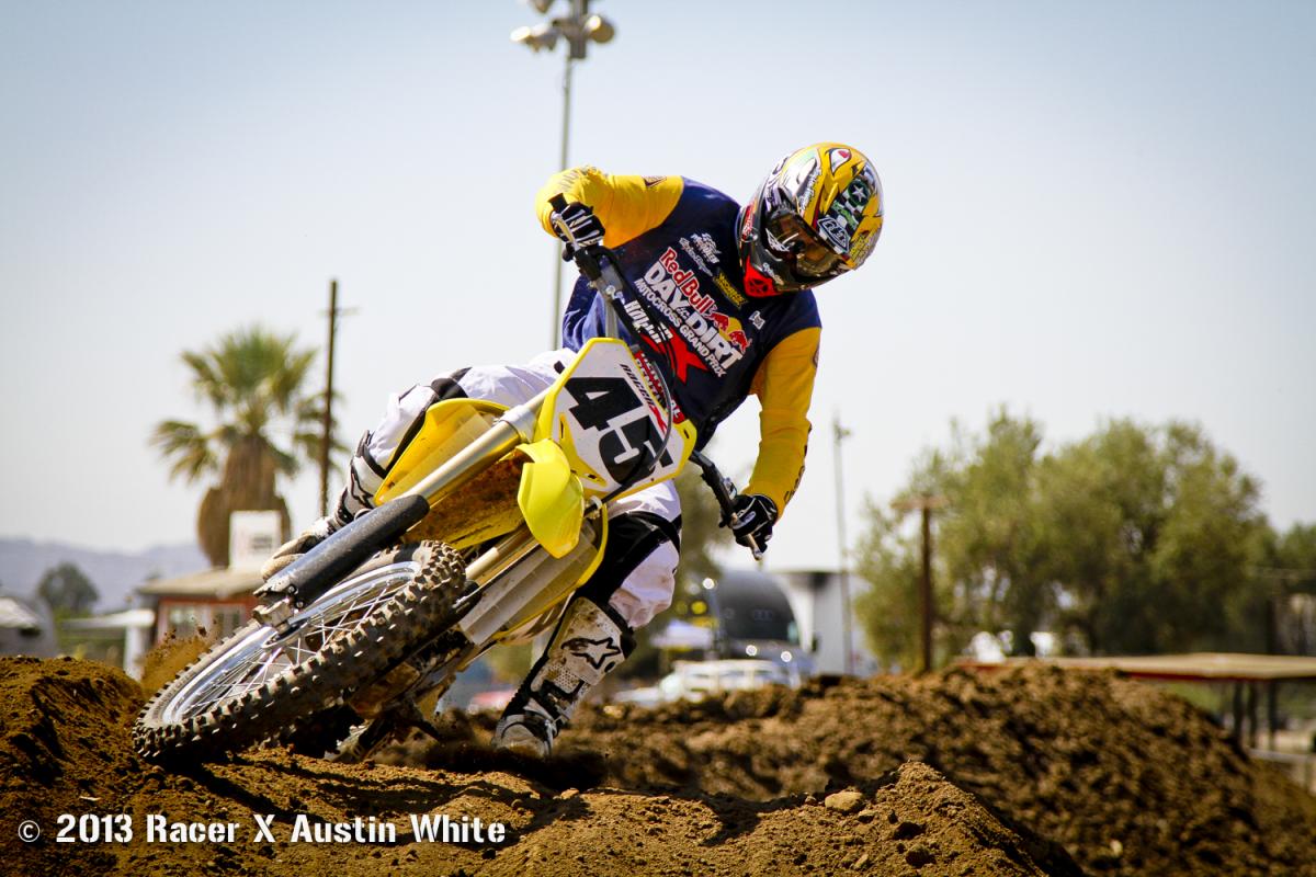 2014 Suzuki RM-Z450 Intro