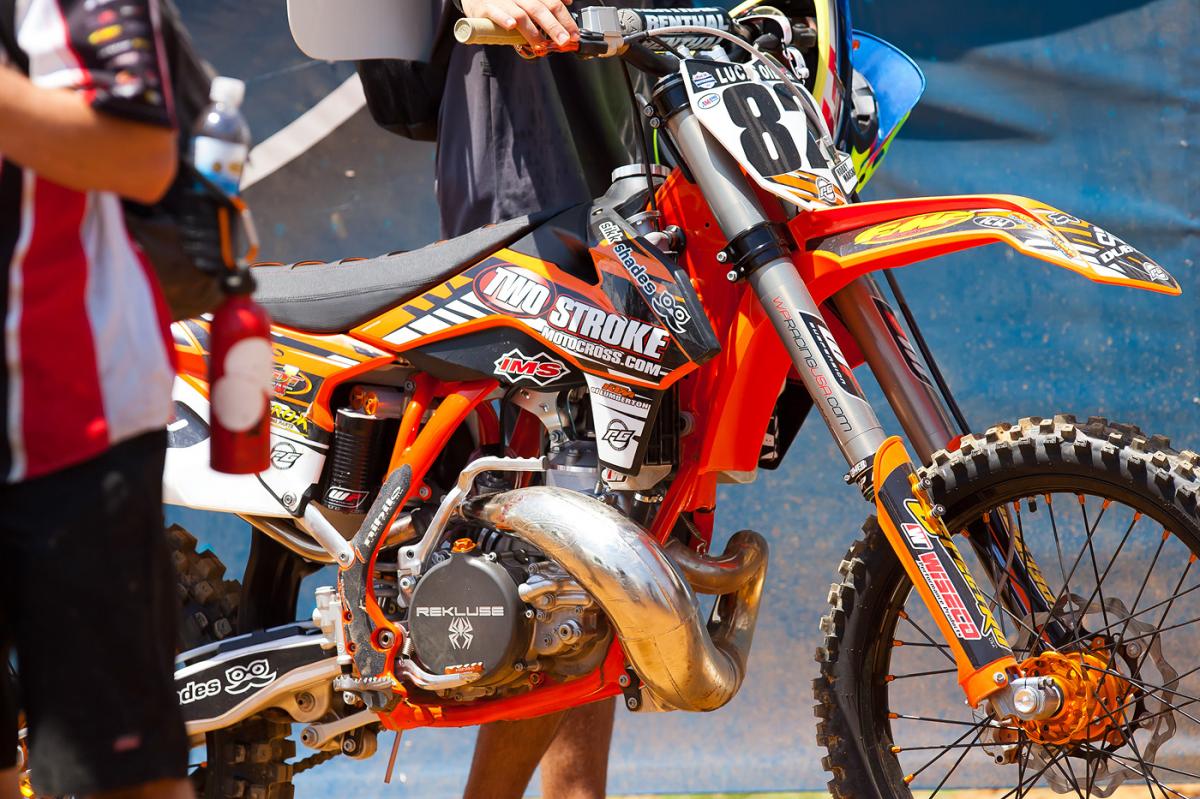 Listen closely enough, and two strokes are still around at the Nationals.