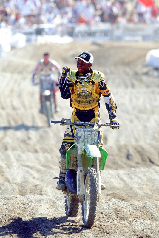 James Stewart's 125 success marked the last days of two stroke glory. Bubba reached the absolute pinnacle of the 125 two-stroke. 