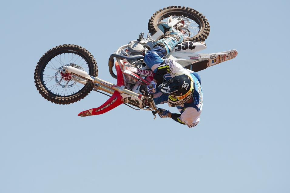 Racer X Films: Brett Cue