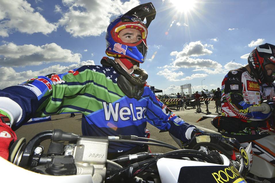 Open Mic: Ryan Sipes