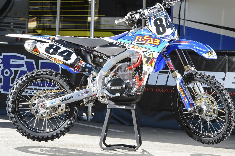 Between the  Motos: Thomas Fichter