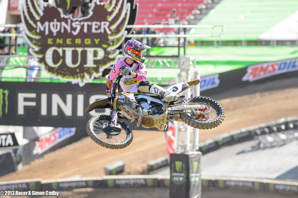 MonsterCupSat-Cudby-050