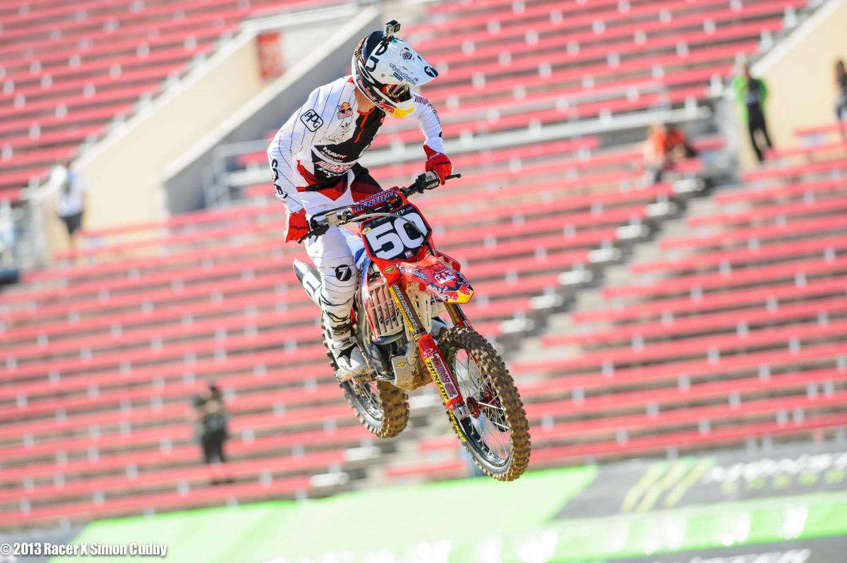 MonsterCupSat-Cudby-010