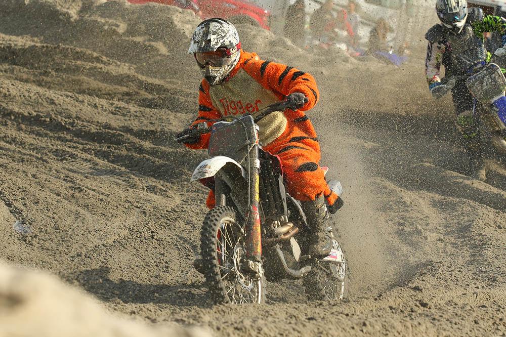 The race was held a week before Halloween, so of course Tigger raced. / Scott Lukaitis photo 