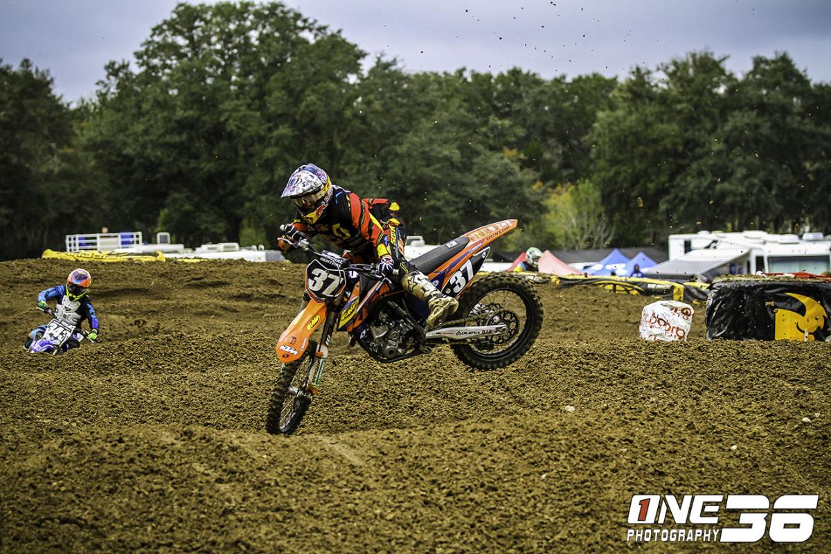 Mini Os Wednesday Gallery /  Jeffrey Keeble photo