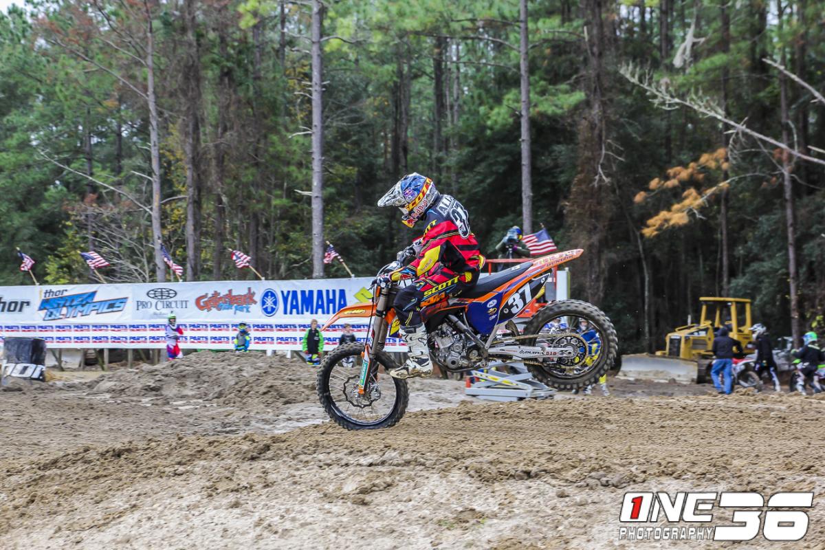 Mini Os Wednesday Gallery /  Jeffrey Keeble photo