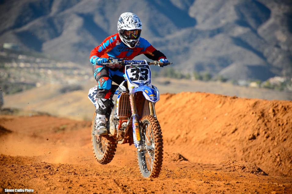 Racer X Films:  Yamaha SX Testing
