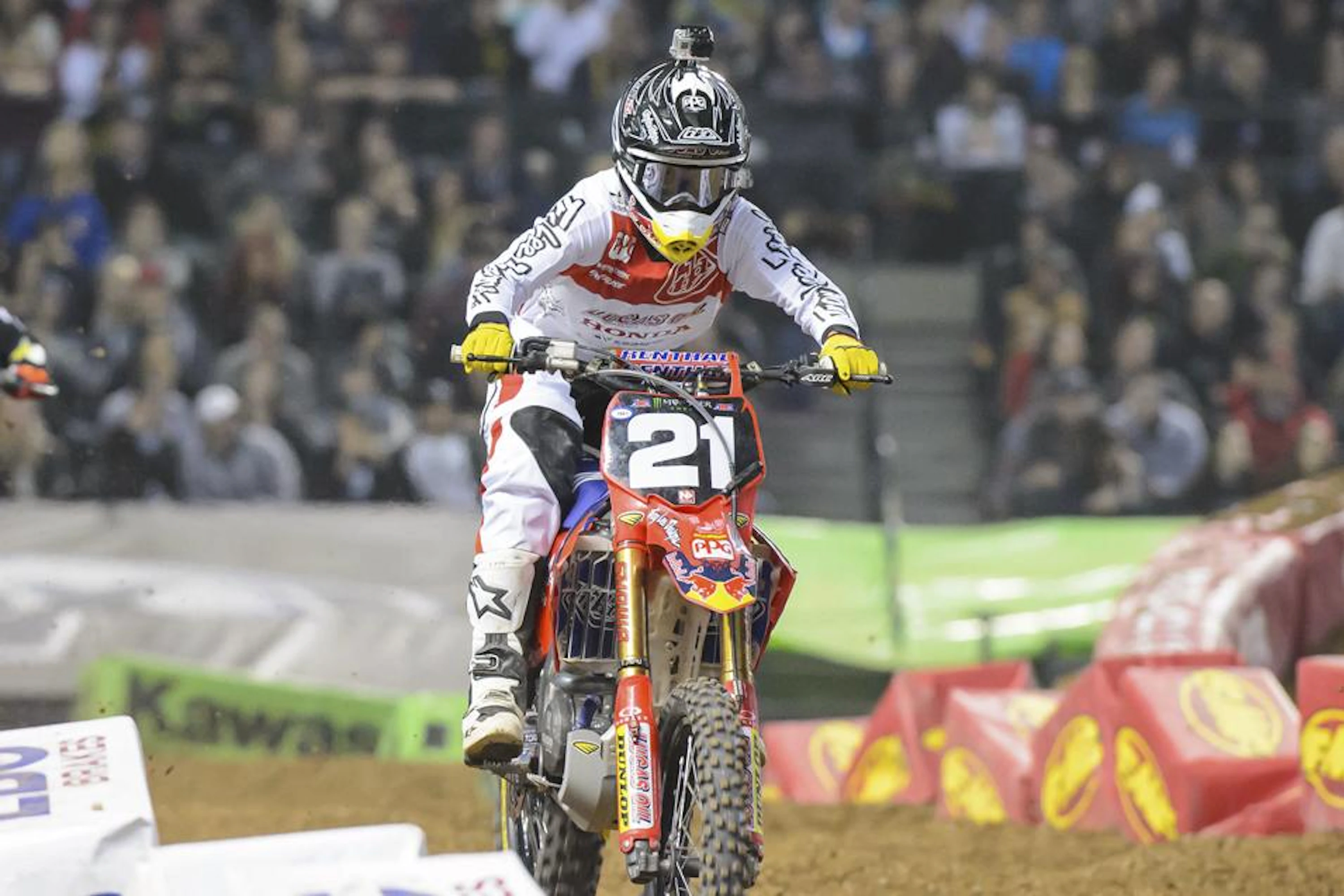 250 Words: Satellite Rockets - Racer X