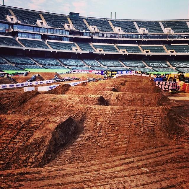 Oakland features a split section. Which lane would you take? 