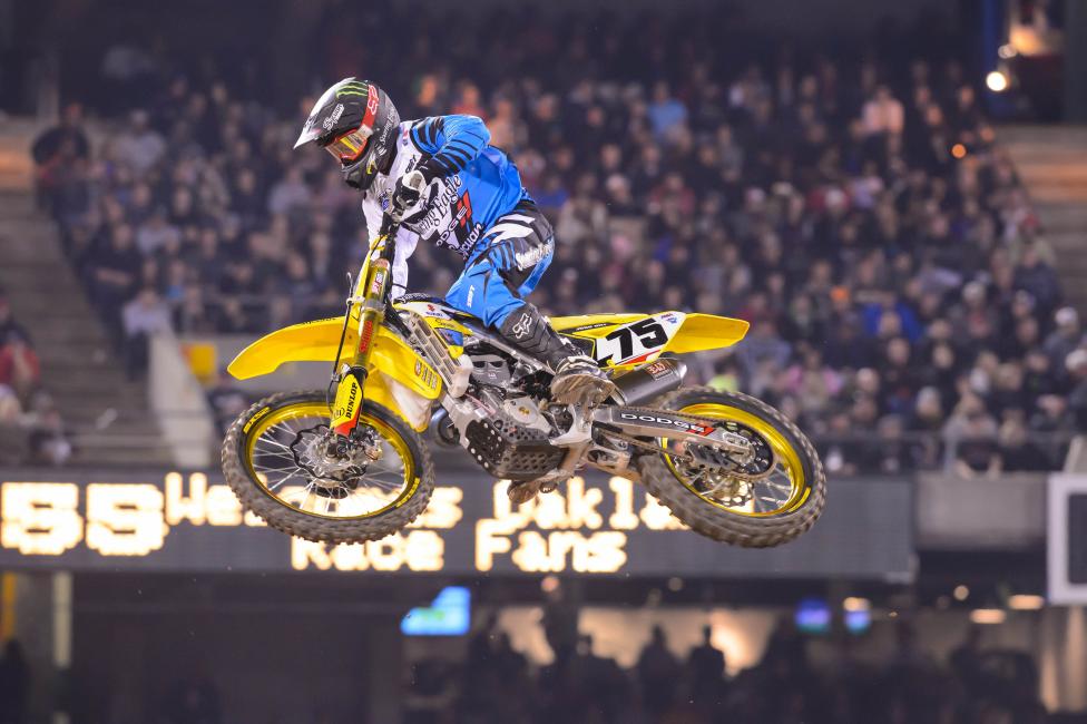 Josh Hill is expected to miss a couple rounds with a broken collarbone. 