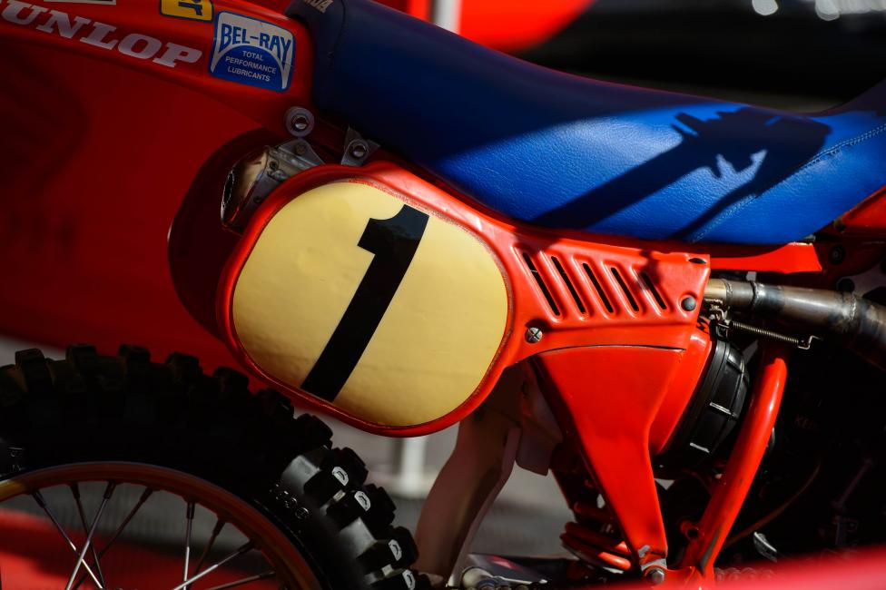 This one piece airbox/subframe is designed to get max air volume--there's even an extra shot of fresh air coming in from the front of the bike. 