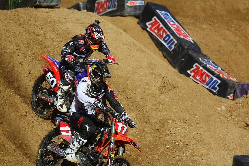 But Nelson accelerated to catch back up to Anderson.Photo: BrownDogWilson