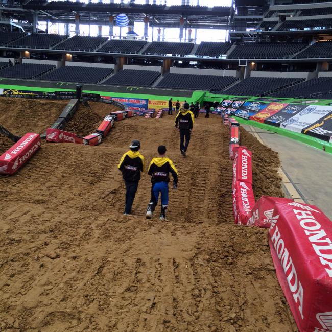 First rhythm lane after the start.