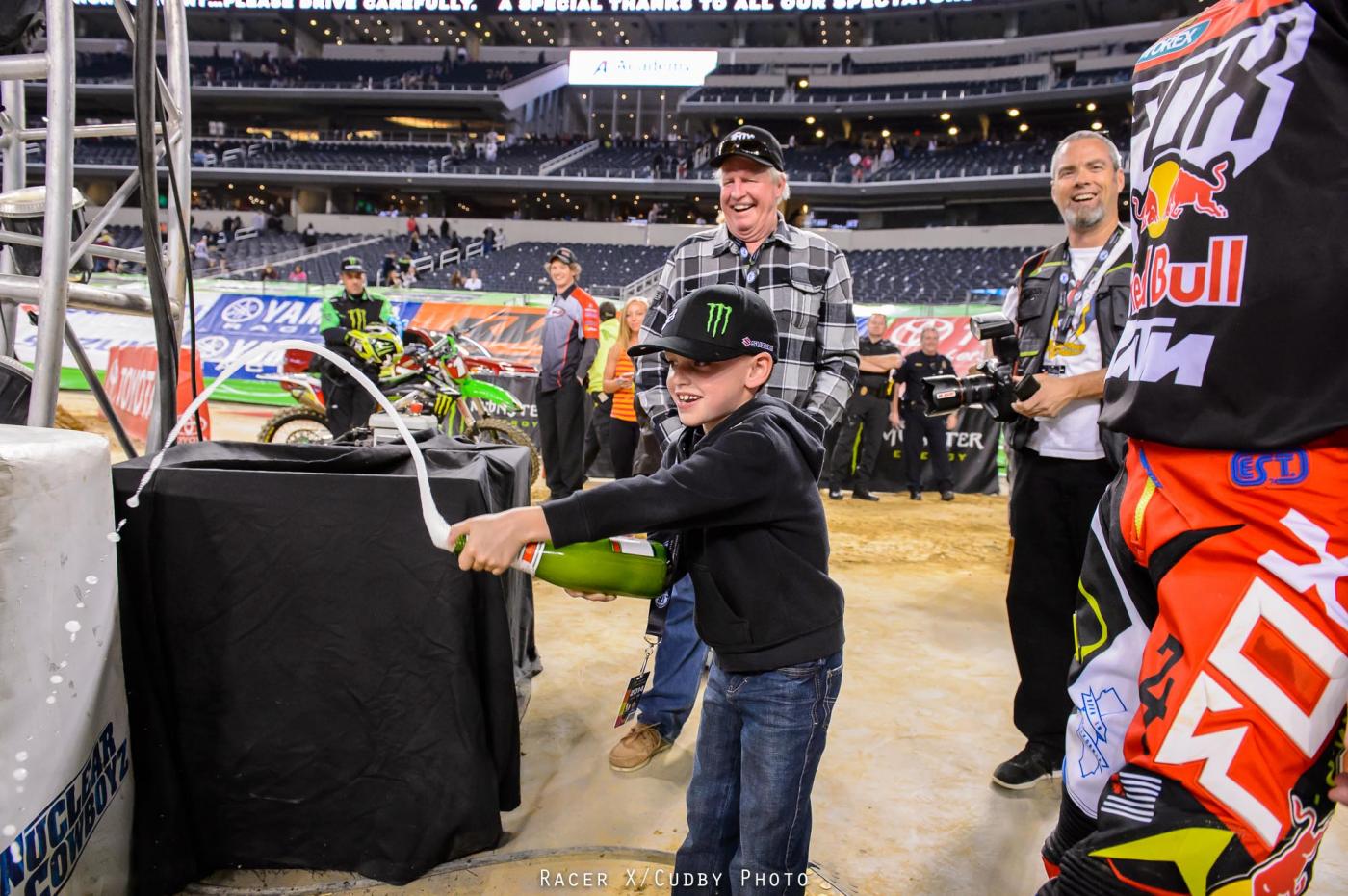 Misc-DallasSX2014-Cudby-321