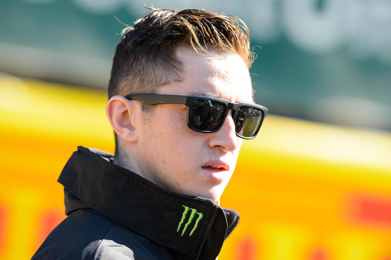 Wilson Rides the TwoTwo Kawi