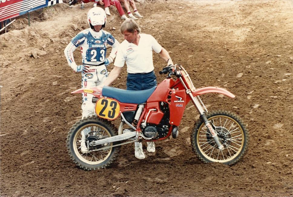 David Bailey supplied these photos of a moment of American motocross folklore, which occurred in the 1985 500cc U.S. Grand Prix of Motocross at Carlsbad—and yes, that’s then-Honda team manager Roger DeCoster!