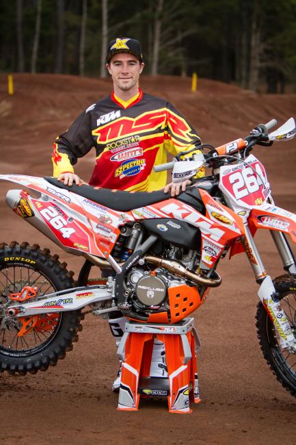 Not too much looks out of the ordinary here, including the Rockstar Energy apparel, the MSR gear or even the familiar #264 from the glorious amateur days. But these days Ryan Sipes has traded in his holeshot device for hand guards and an oversized tank as he makes his official GNCC debut this weekend in Florida.
