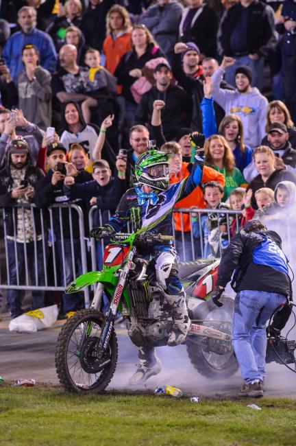 RV celebrates his third win of 2014. 