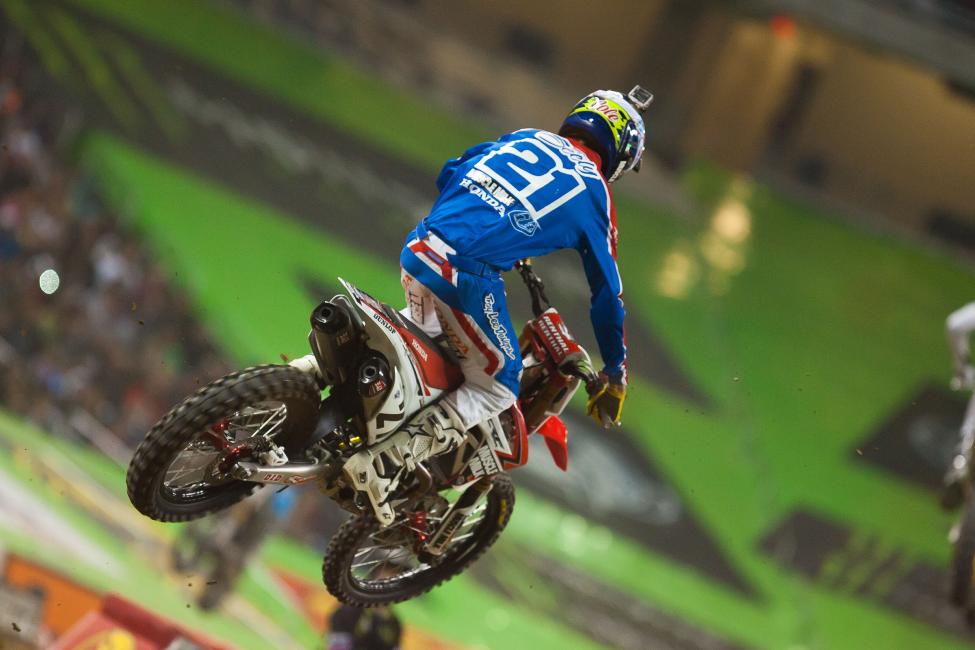 Early leader Cole Seely was running fourth before tangling with BTOSports.com KTM’s Andrew Short late in the race and hitting the ground.
