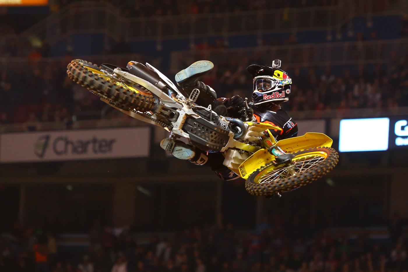 Different View, St. Louis