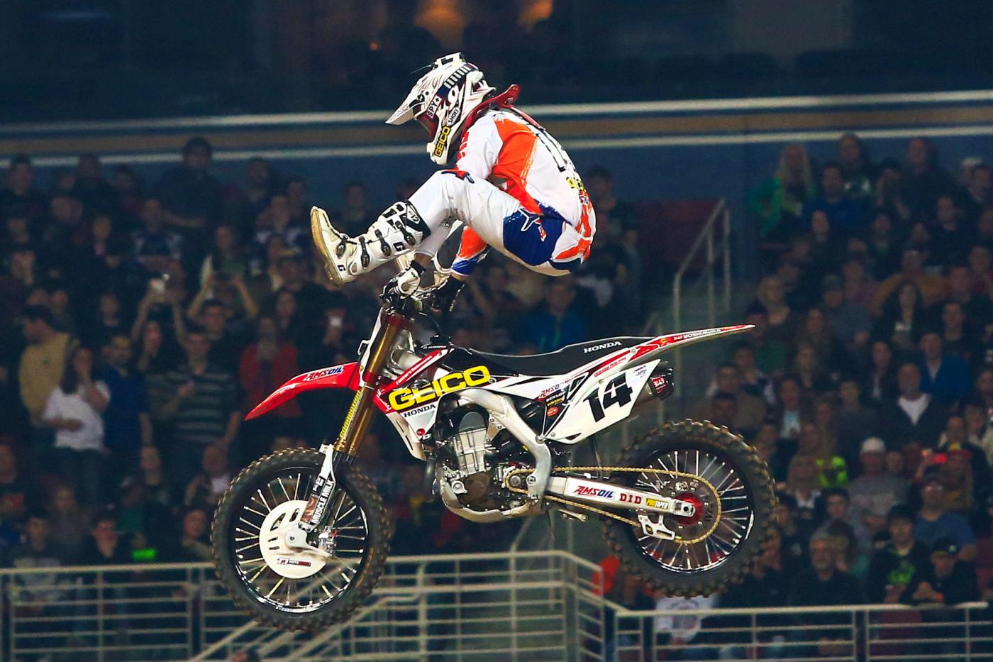 Different View, St. Louis