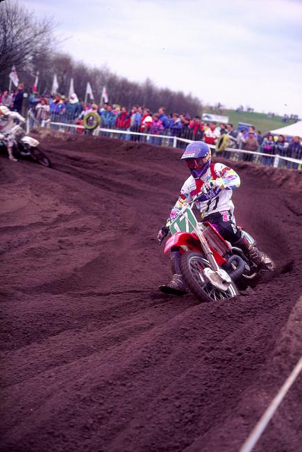 Micky Dymond at the 1992 Dutch 250cc Grand Prix at Valkenswaard. 