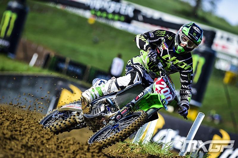 Arnaud Tonus went 2-2 on the day and remains the MX2 points leader.  