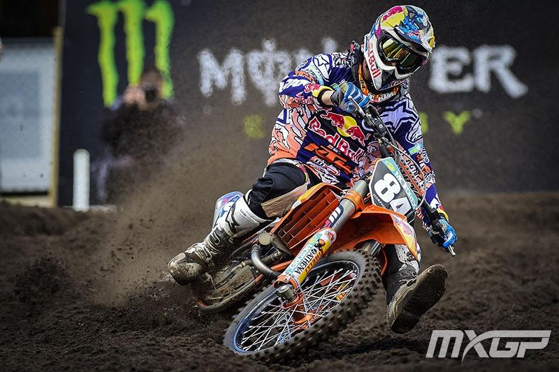 Jeffrey Herlings went 1-1 in the MX2 Class.  