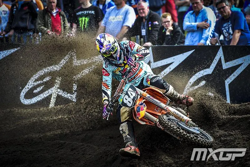 Jeffrey Herlings rolled to another 1-1 performance at Valkenswaard.  