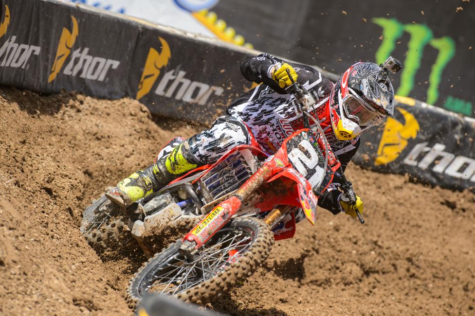 Cole Seely ripping around in practice. The dirt is pretty wet here on top but it doesn't really matter—the water just doesn't soak into the Vegas clay.