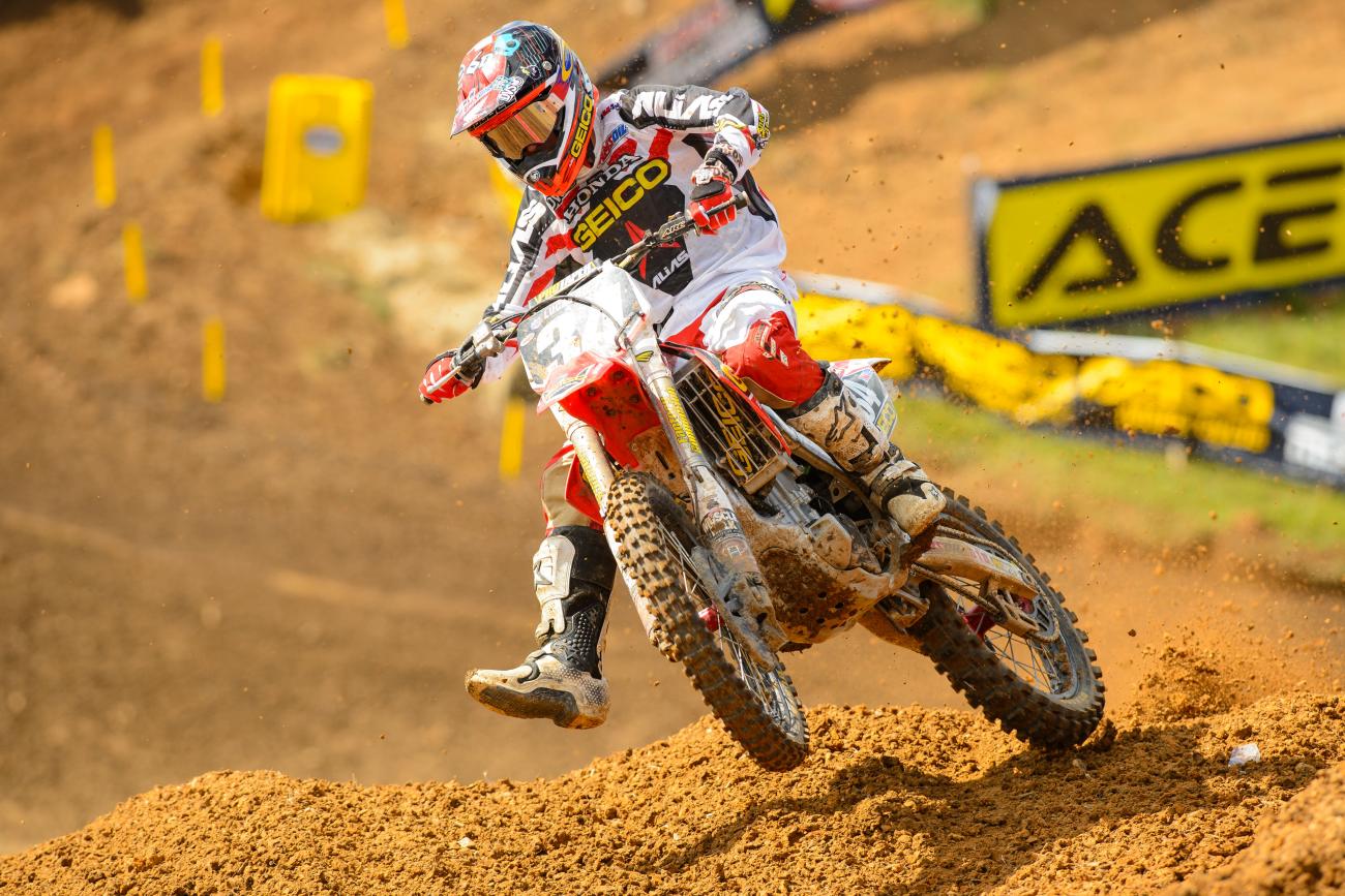 What team is the favorite to win the 250 Class?