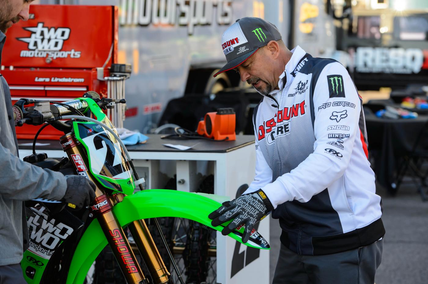 Discount Tire TwoTwo Motorsports' veteran technician Mike Gosselaar.