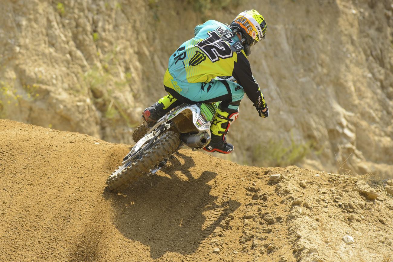 450 Words: 450MX Spotter's Guide