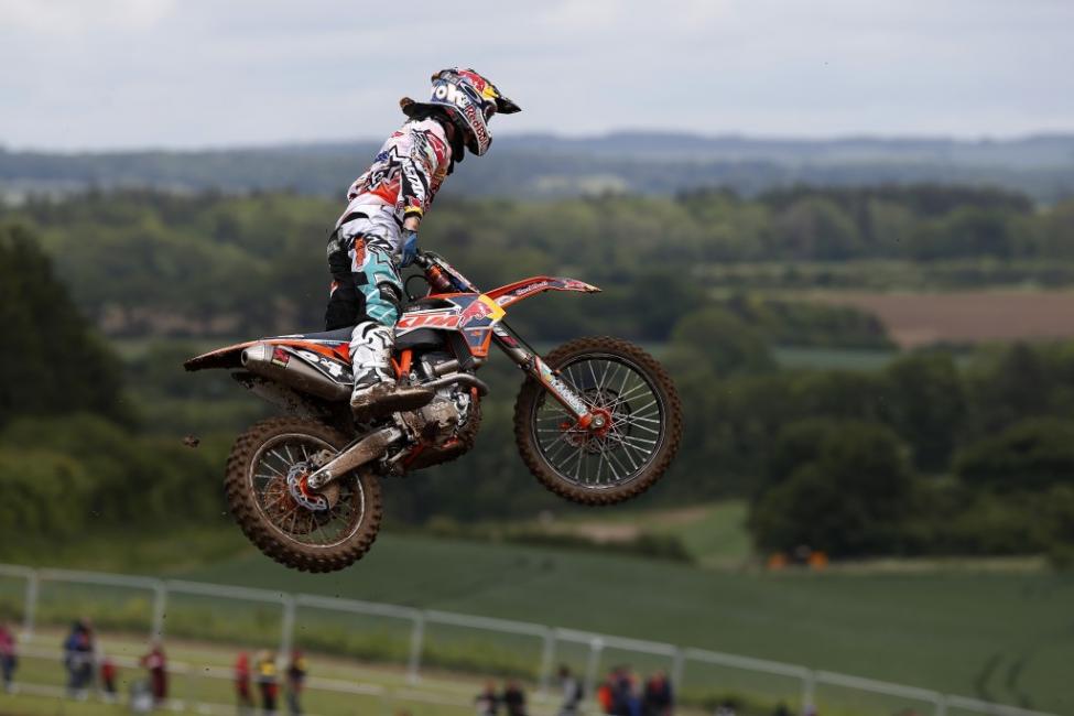 Jeffrey Herlings continues to stretch his points lead in MX2.  