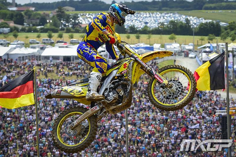 Clement Desalle's 1-1 performace in France pulled him to within 20 points of Antonio Cairoli.  