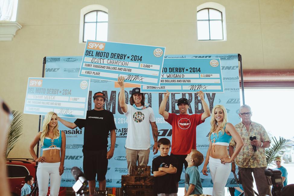 Scott Champion (center) took home the Open Pro title.  