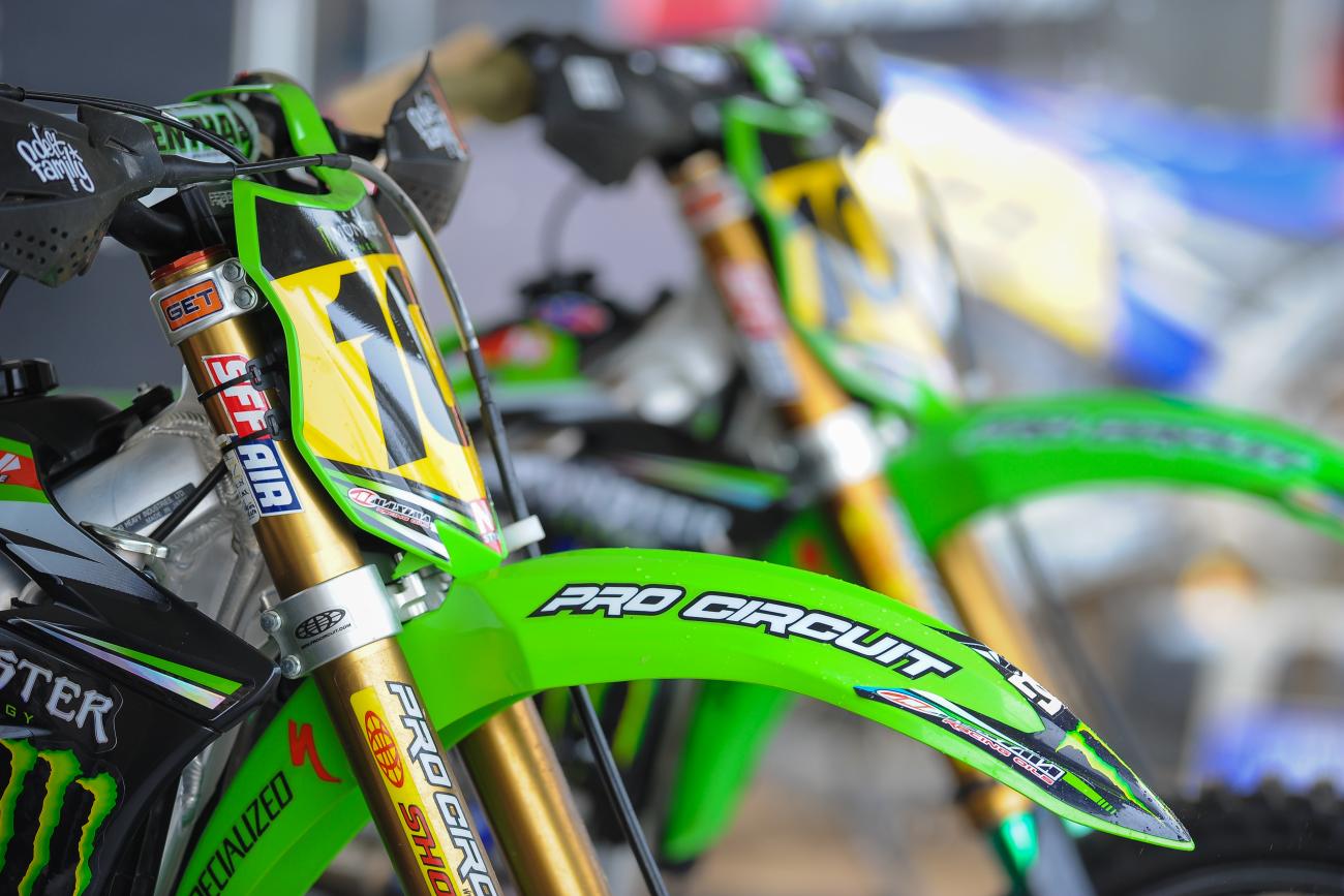 Racer X Films: Mammoth Mini Bikes