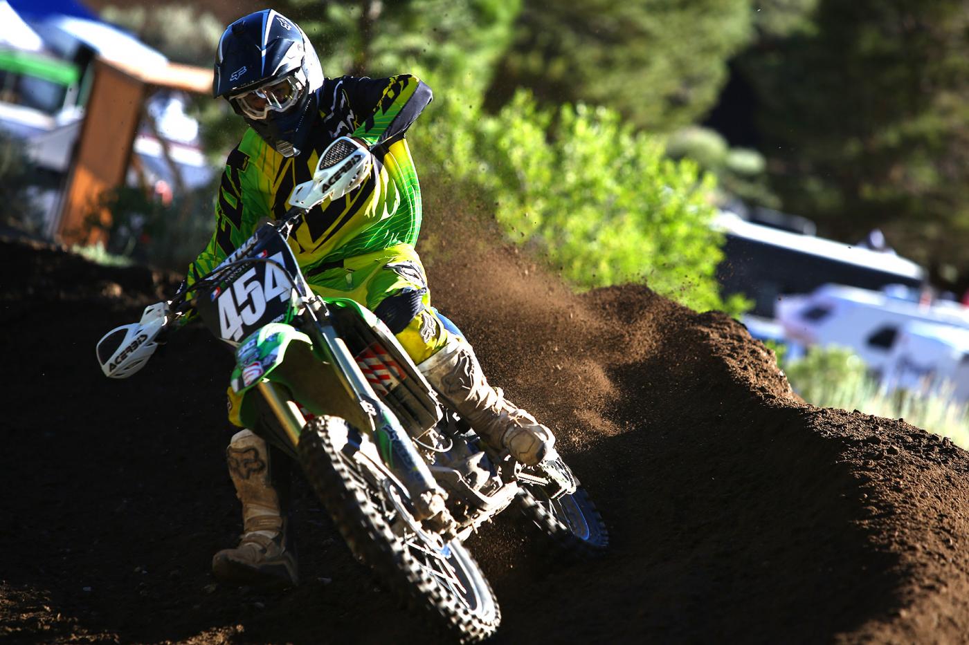 BDW50069-3358694183-O