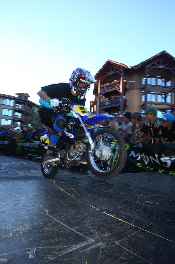 BDW59923-3358691443-O