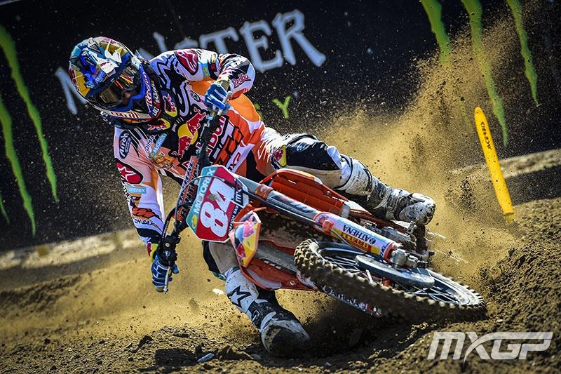 Jeffrey Herlings continued his MX2 domination with the overall win in Sweden.
