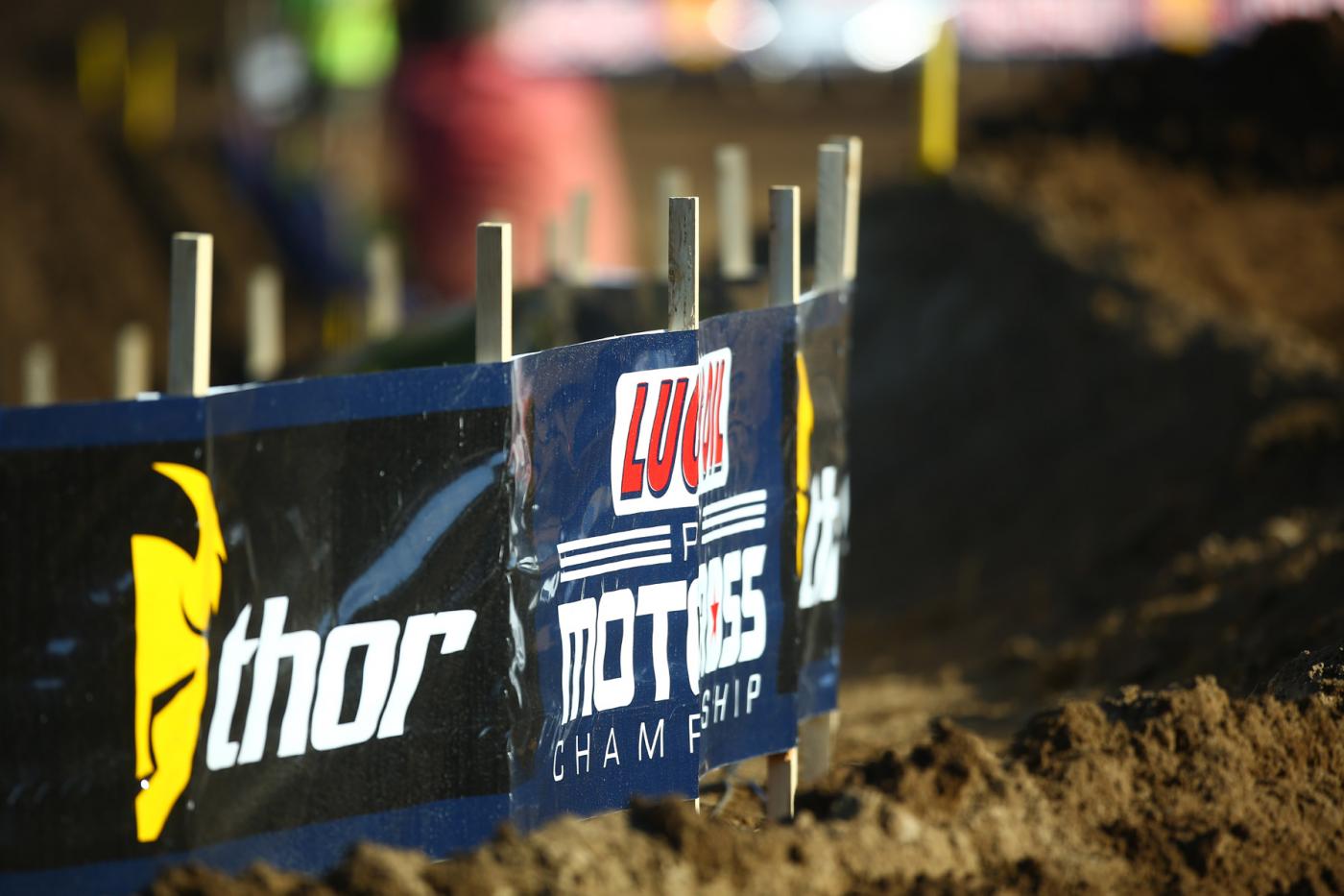 BDW50238-3375663857-O