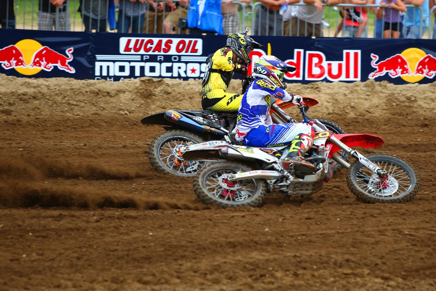 BDW51889-h-3375664566-O