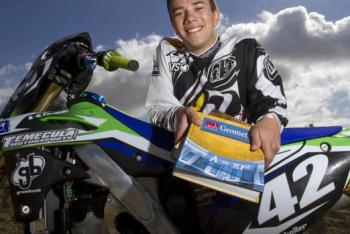 On Track Scholarships Awarded at Loretta's