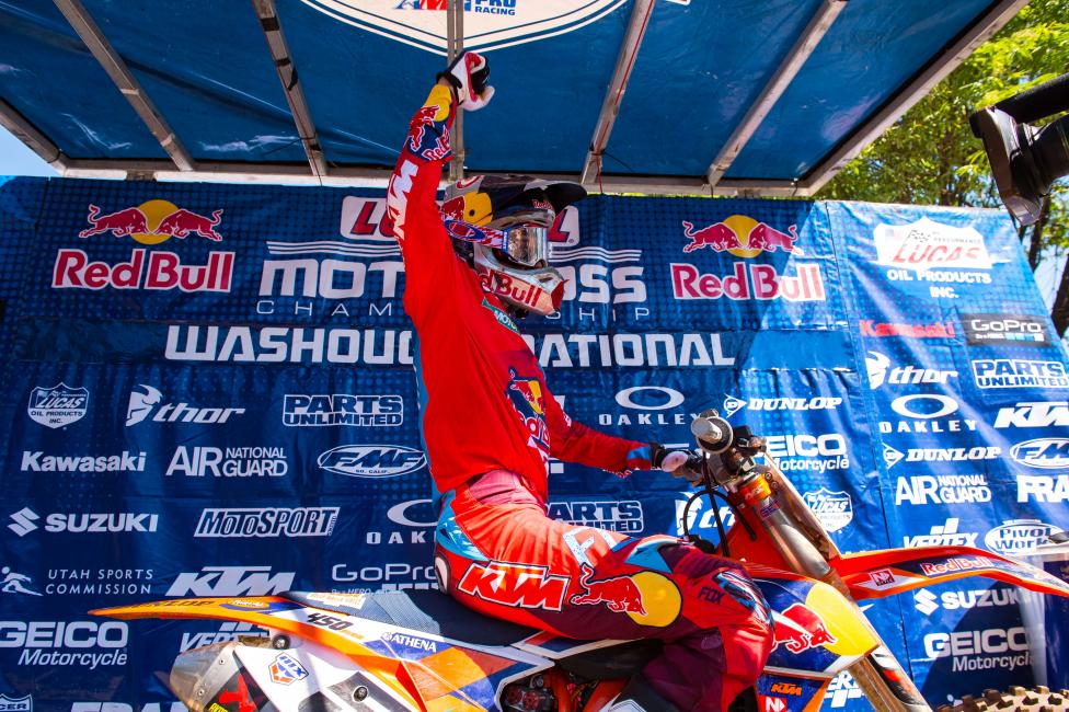 Ryan Dungey went 1-1 to claim the 450 Class overall at Washougal.  
