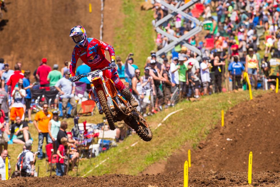 Dungey went 1-1 on Saturday to claim the overall.  
