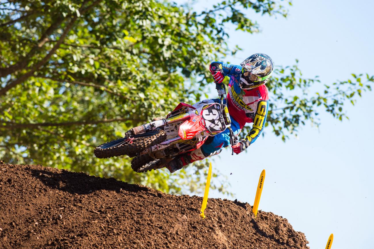 Sign of the (Lap) Times: Washougal