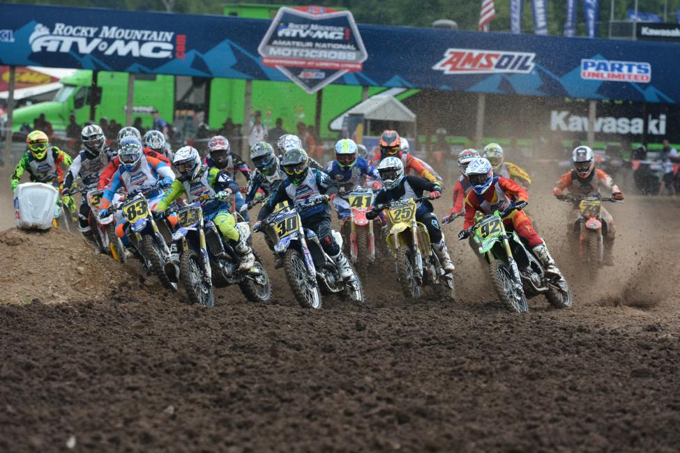 The 450 B class funnels into the first turn. 