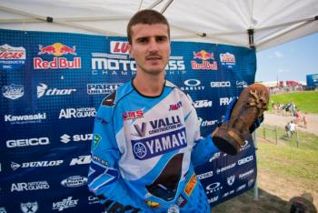 Pourcel Captures Another Oakley Bomb Award