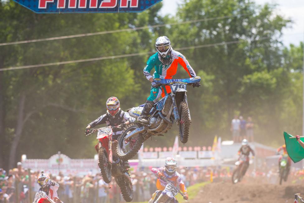 Zimmer said the bike didn't overheat. Insert your favorite brand logo on here and we're cooking (but not literally).